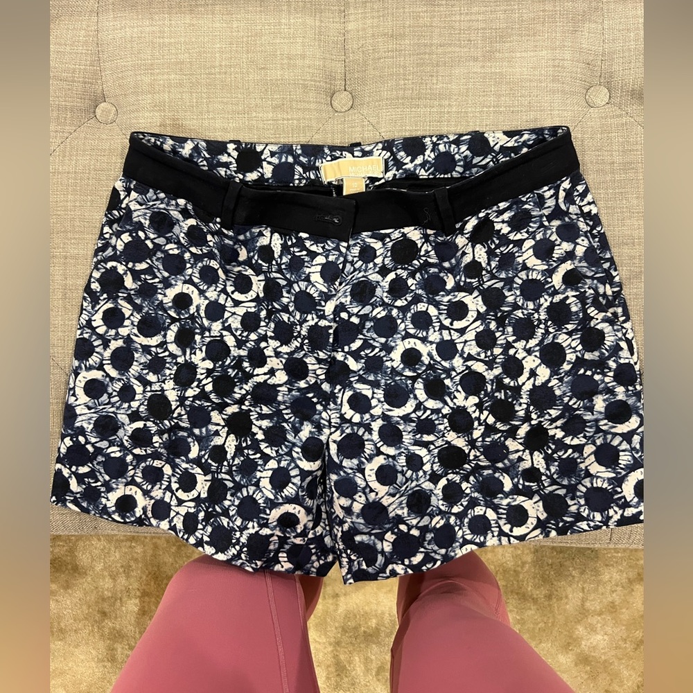Michael kors shorts perfect condition